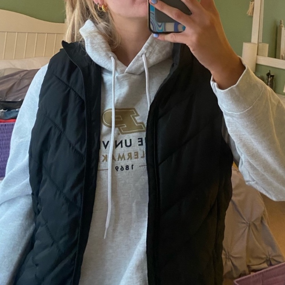 women’s black vest